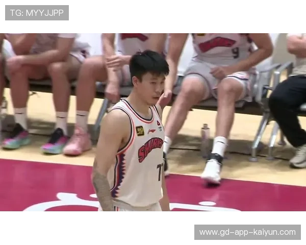 上海男篮引进张镇麟补强锋线，新赛季目标冲击四强
